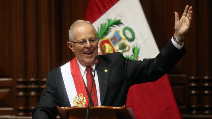 Pedro Pablo Kuzcynski toma posesión como nuevo presidente de Perú