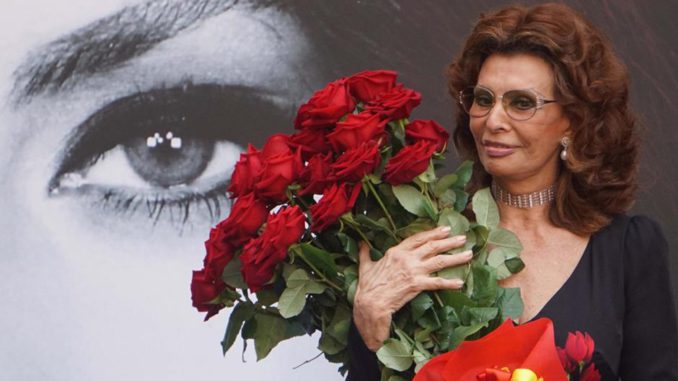SOPHIA LOREN-NAPOLES