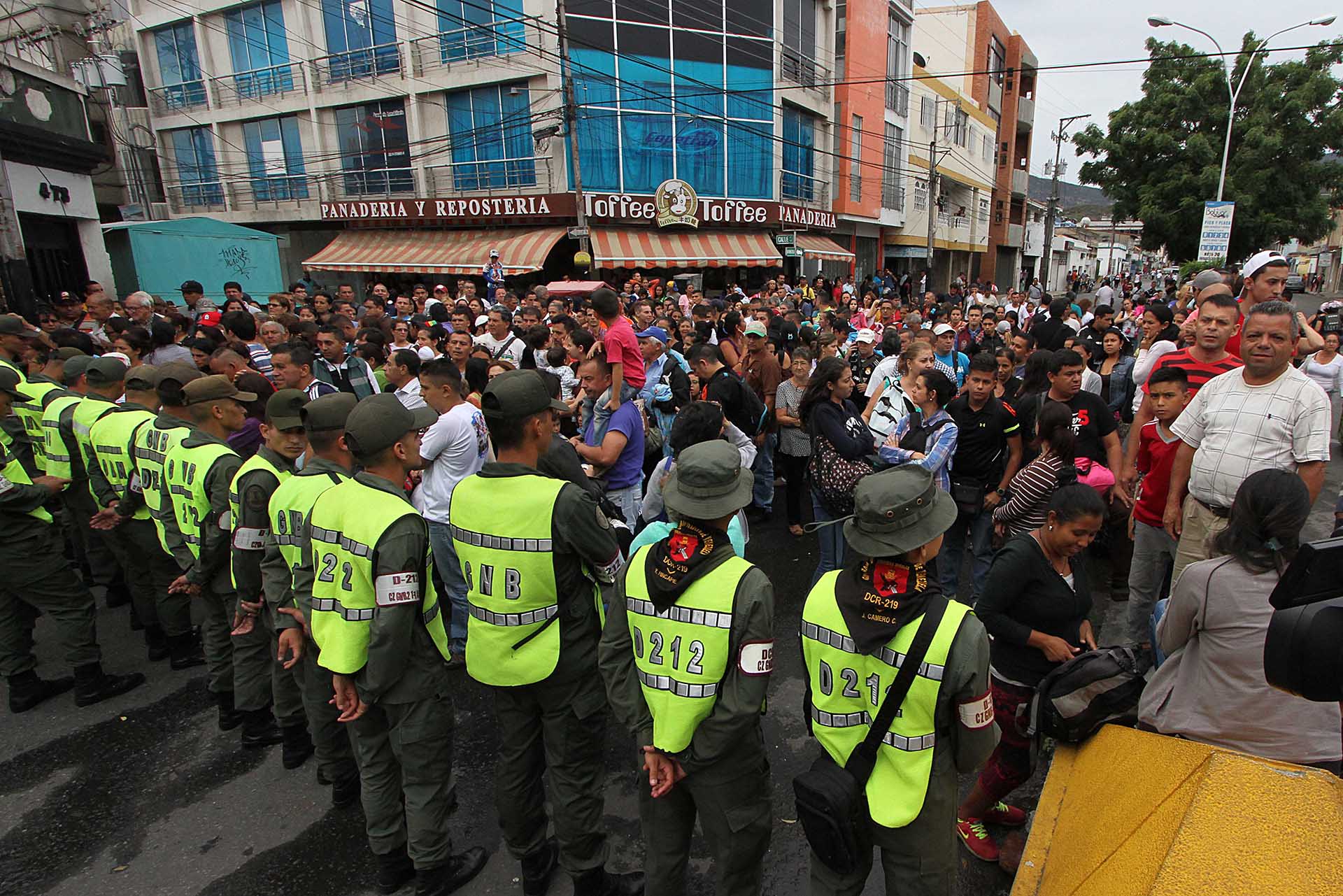 VENEZUELA-COLOMBIA-ECONOMY-BORDER