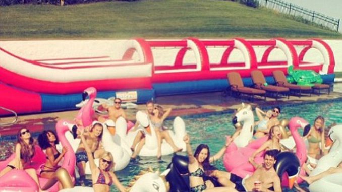 Taylor S celebra cuatro de julio