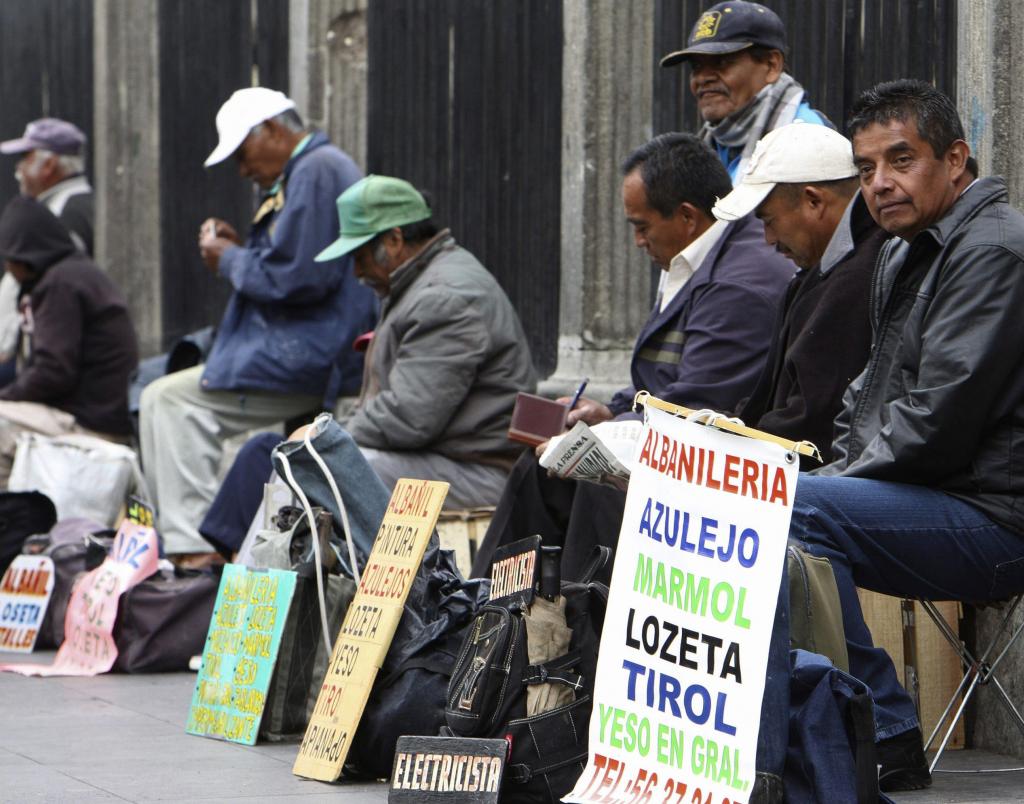 Gobierno dice que desempleo cerró 2019 con la cifra más baja en cuatro años | La República EC