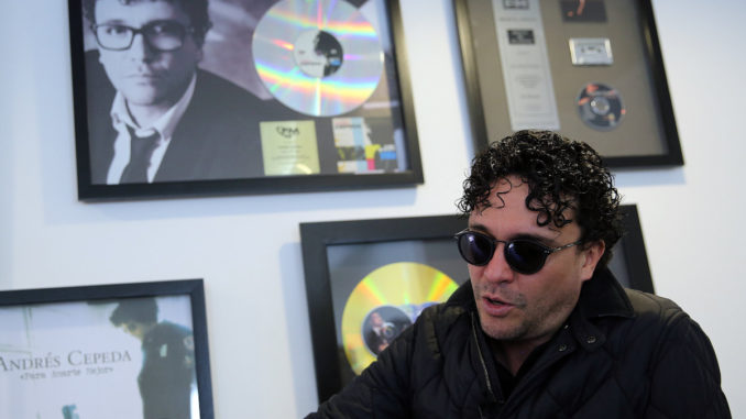 ANDRÉS CEPEDA: "LA MEJOR MANERA DE PRESENTAR UN ÁLBUM ES HACERLO EN VIVO"