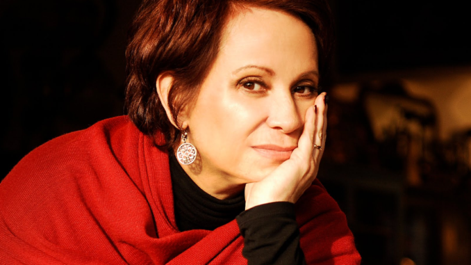 Adriana Barraza