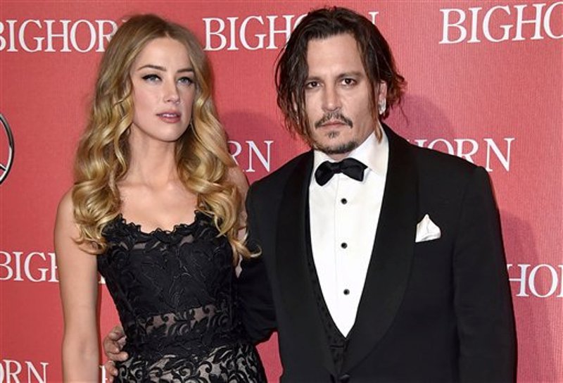 Johnny Deep y esposa Amber