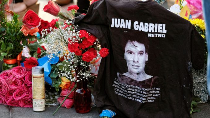 JUAN GABRIEL-DECESO