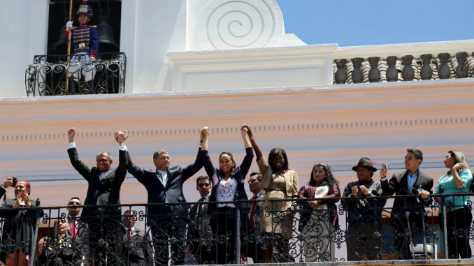 correa cambio de guardia
