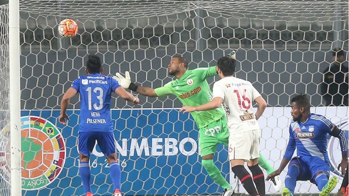 Universitario de Deportes - Emelec de Ecuador