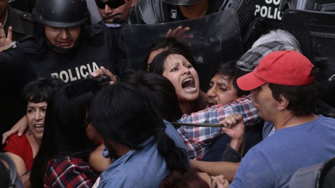 une desalojo dos