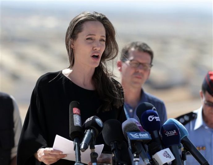 angelina-jolie-refugiados-sirios