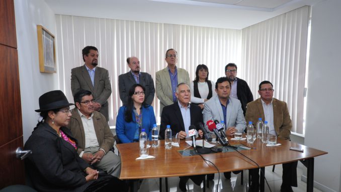 2016-09-06-QUITO-ECUADOR. Rueda de prensa de Acuerdo por el Cambio, encabezado por Paco Moncayo. APIFOTO/JUAN RUIZ