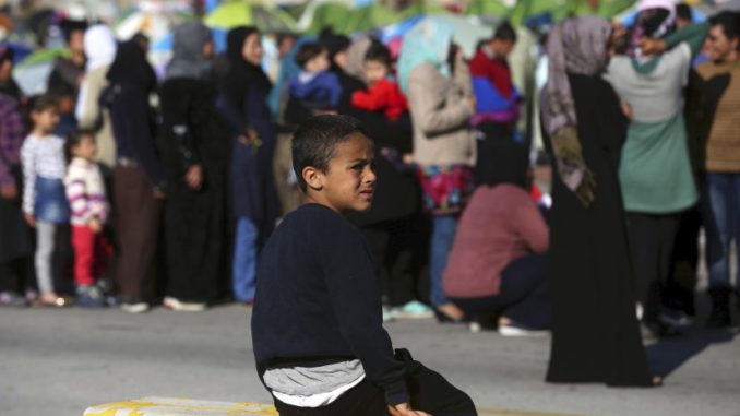 LA CRISIS DE LOS REFUGIADOS SE AGUDIZA EN GRECIA