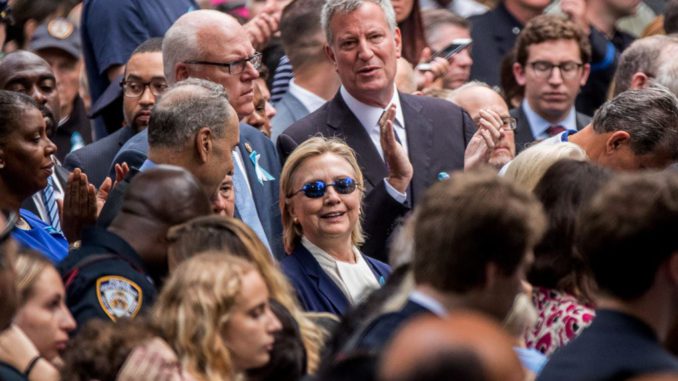 hillary-gripe