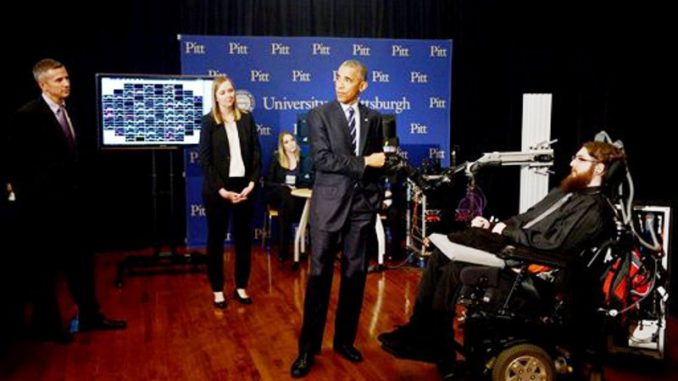 obama-mano-robotica