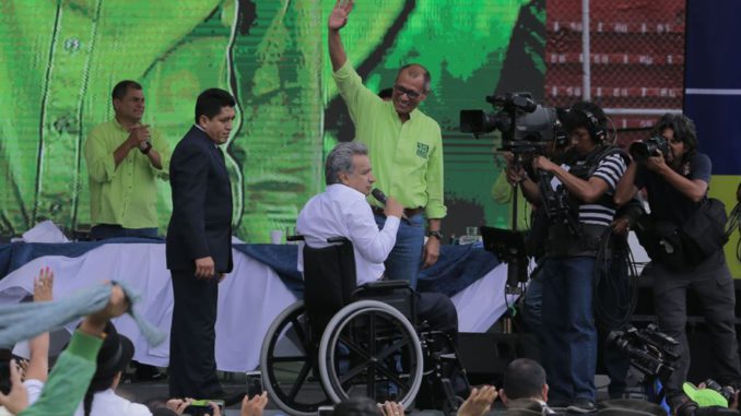 lenin-glas-correa