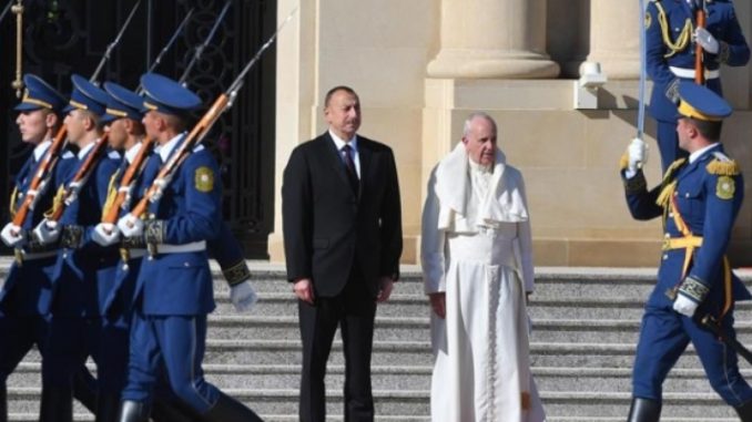 papa-francisco-azerbaiyan