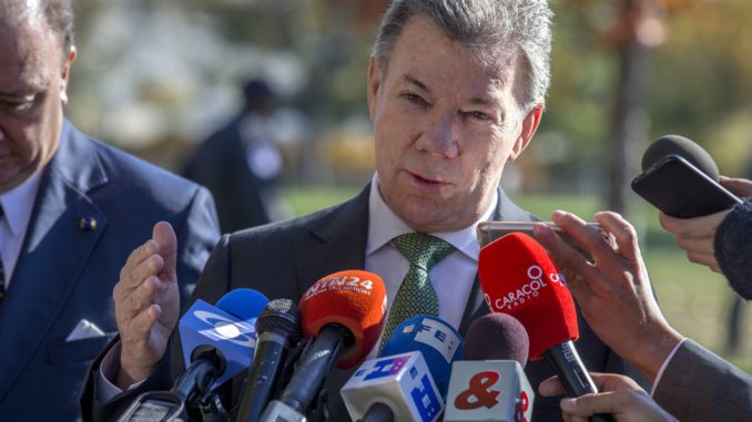 EL PRESIDENTE SANTOS VISITA WASHINGTON