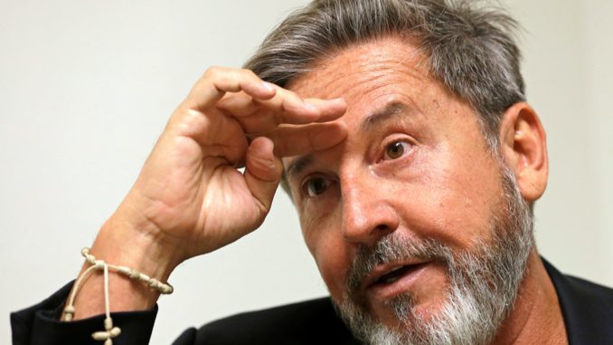 LATIN GRAMMY-RICARDO MONTANER