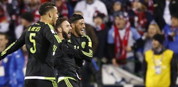 Diego Reyes,Miguel Layun,Carlos Vela