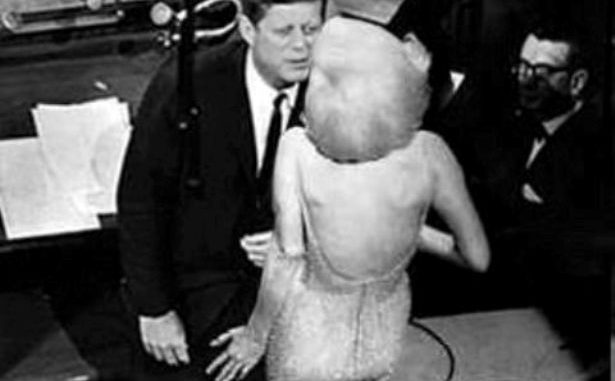 Vestido de Monroe para cantar a Kennedy se vende en $4,8 millones ...