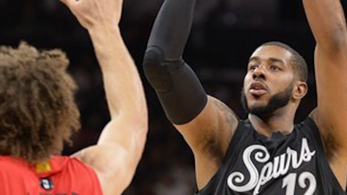 Robin Lopez,LaMarcus Aldridge