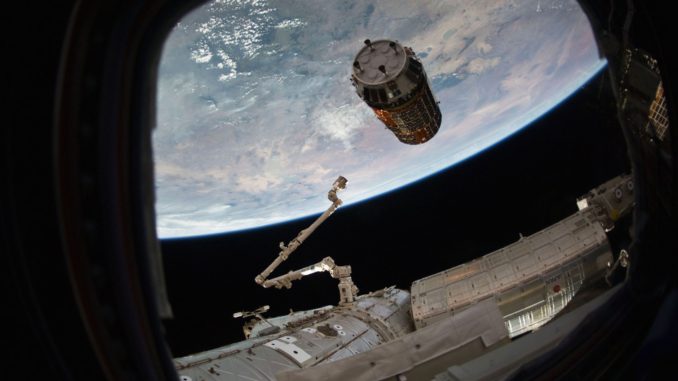 ESTACION ESPACIAL-NAVIDAD