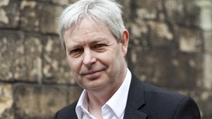 Jonathan Coe