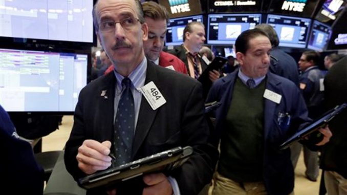 Wall Street, Microsoft, Starbucks, crudo Brent,