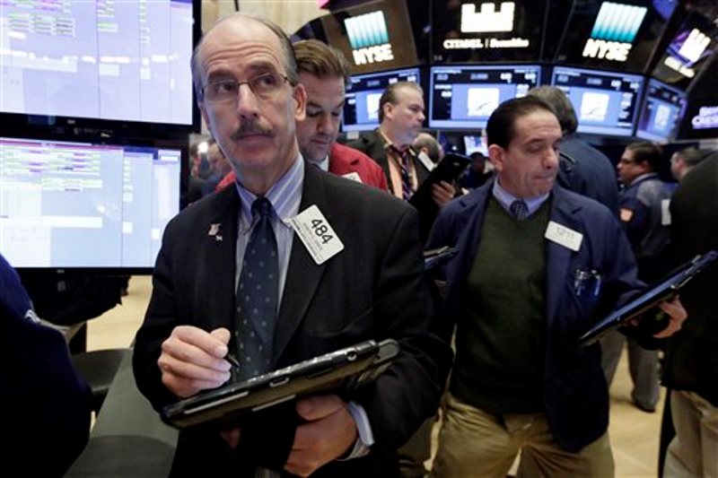 Wall Street, Microsoft, Starbucks, crudo Brent,