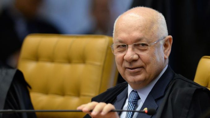 muere juez en brasil