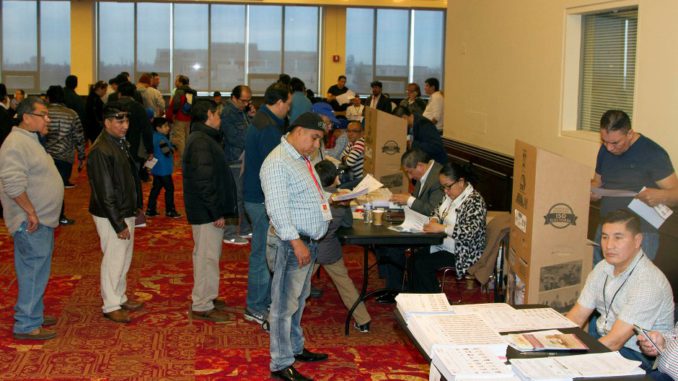 ECUATORIANOS VOTAN EN NUEVA YORK