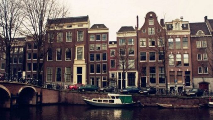 anne-frank-house-371689812