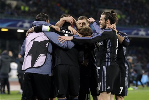 CAMPEONES NAPOLI-REAL MADRID