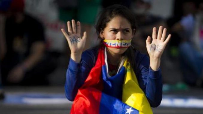mujer venezuela paz