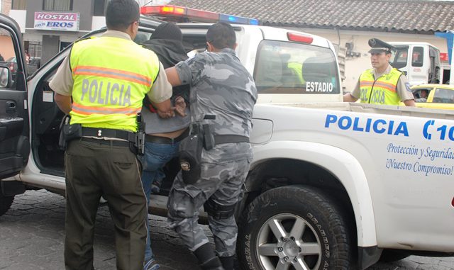 Policia Ecuador