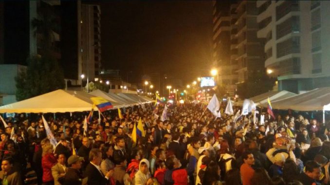 cne lunes noche