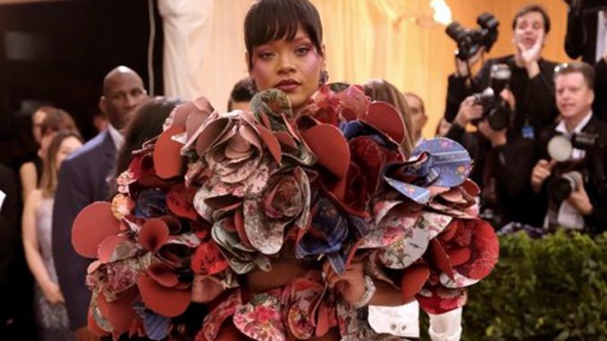 Rihanna gala met 2017