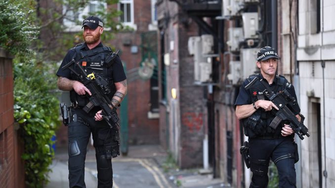 ALERTA MÁXIMA EN REINO UNIDO TRAS EL ATAQUE TERRORISTA DE MANCHESTER