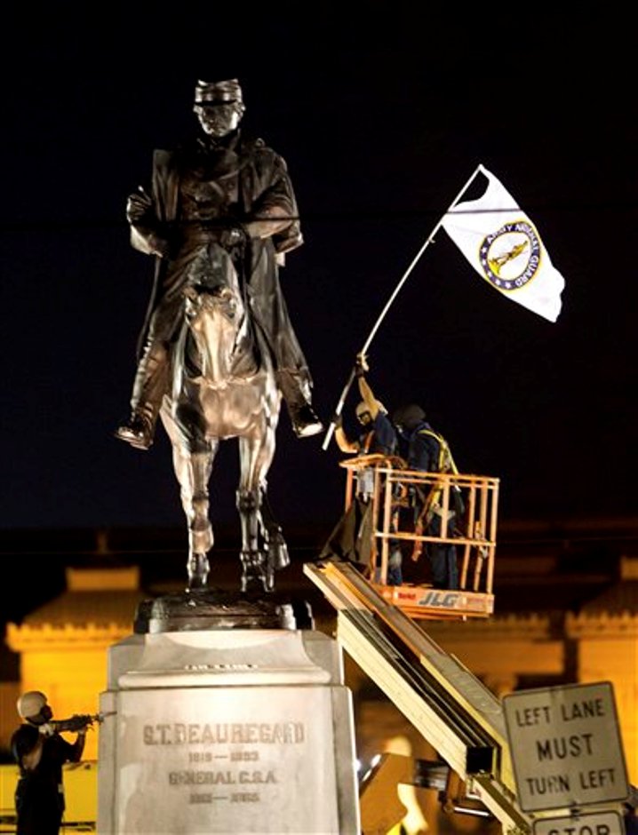 monumento exclavista 1