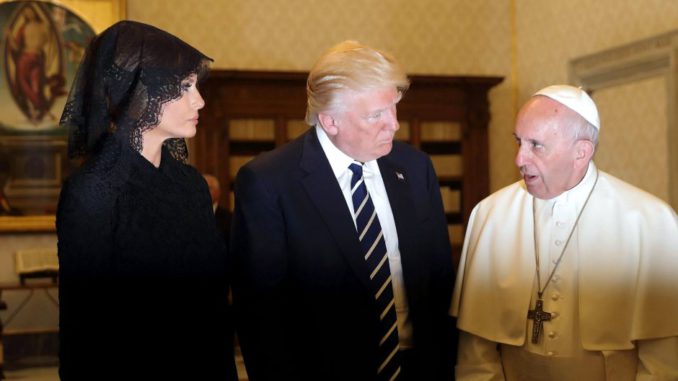 TRUMP INICIA SU REUNIÓN CON EL PAPA