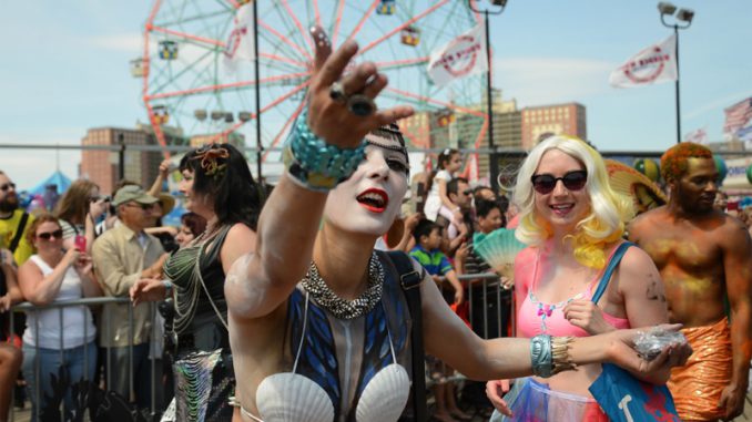 coney-island-mermaid-parade30
