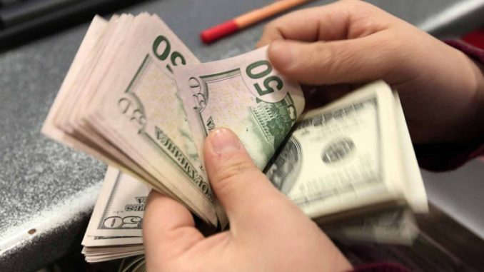 dolares
