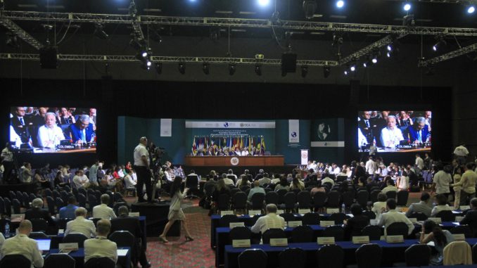 COMIENZA LA SEGUNDA JORNADA DE LA ASAMBLEA DE LA OEA CON LA PRIMERA PLENARIA
