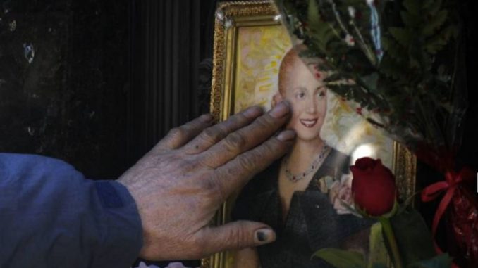Lápida Eva Perón