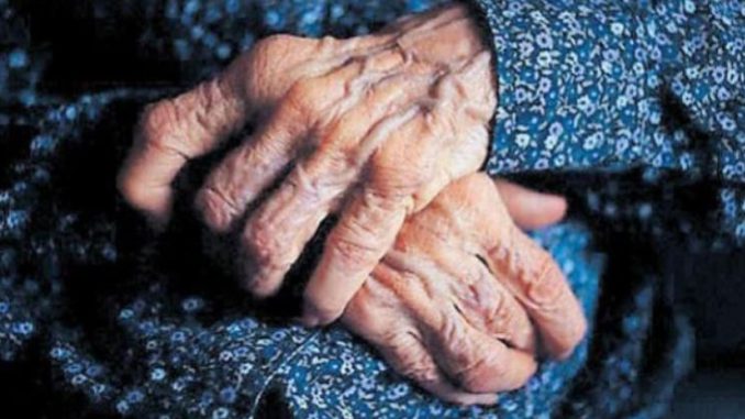 anciana detenida