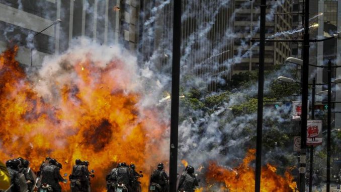 constituyentes explosion