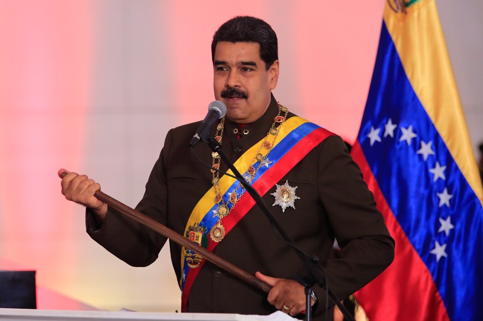 Maduro dice que el referendo opositor es una «consulta interna» de partidos