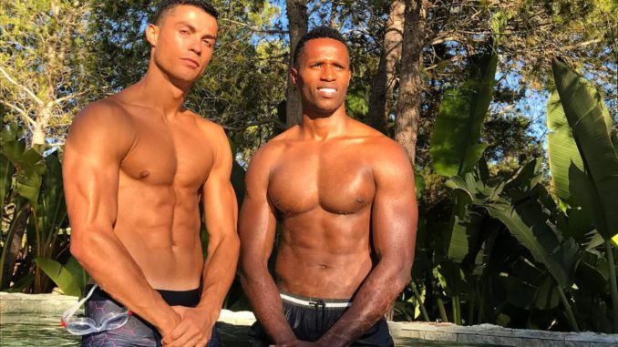 ronaldo y amigo
