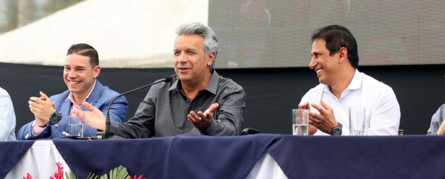 lenin con espinel y cevallos