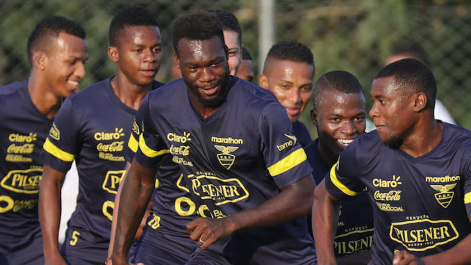 Entrenamiento de la selección de fútbol de Ecuador en Brasil