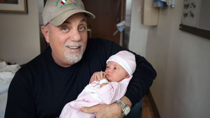 Billy Joel y tercera hija
